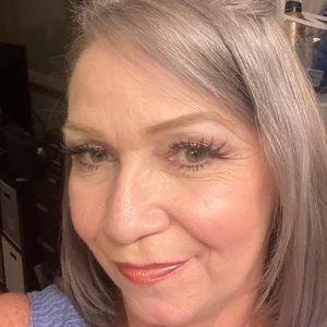 Meet your Posher, Leilani